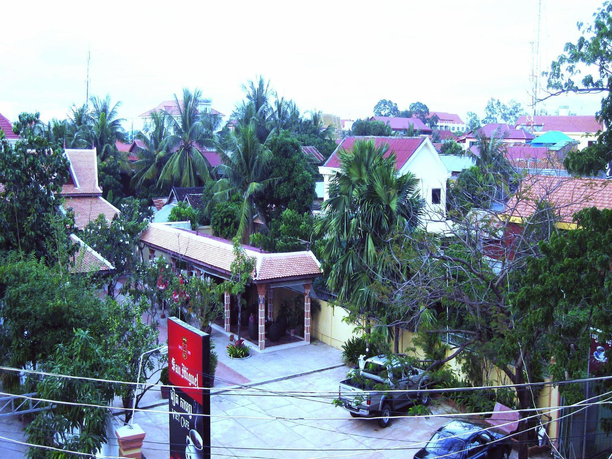 Tom & Jerry Hostel Siem Reap Exterior foto